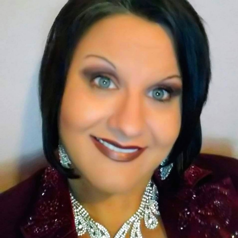 Meet your Posher, Trina